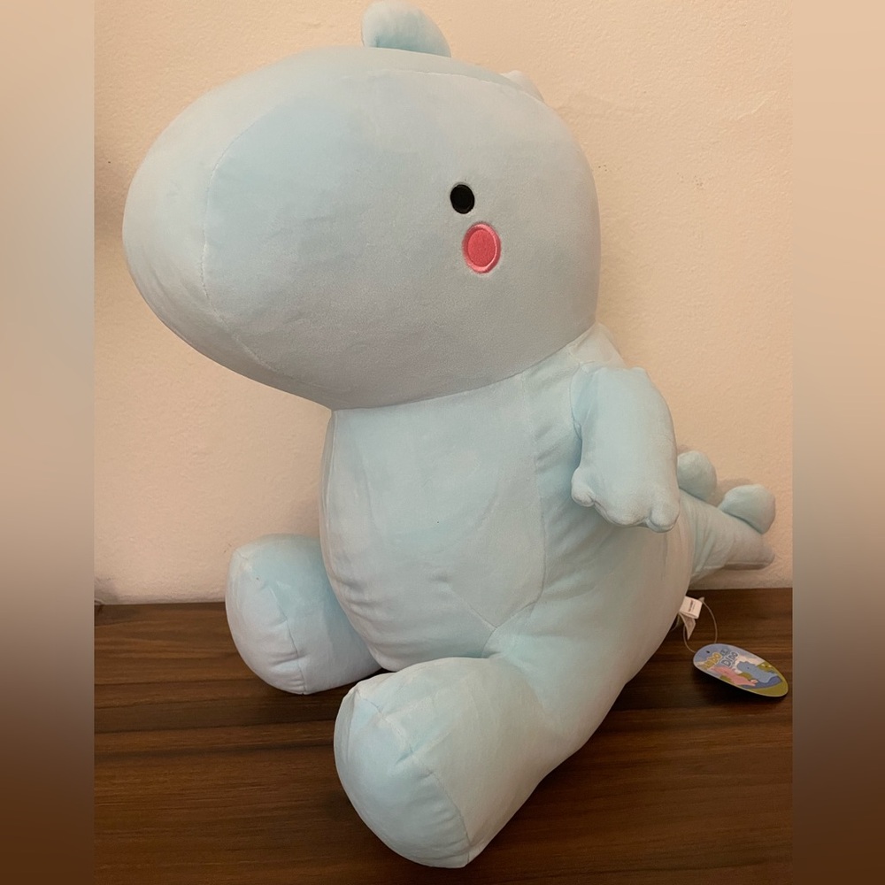 19 Inch GIANT Blue Dinosaur Plushie BRAND NEW from Round1